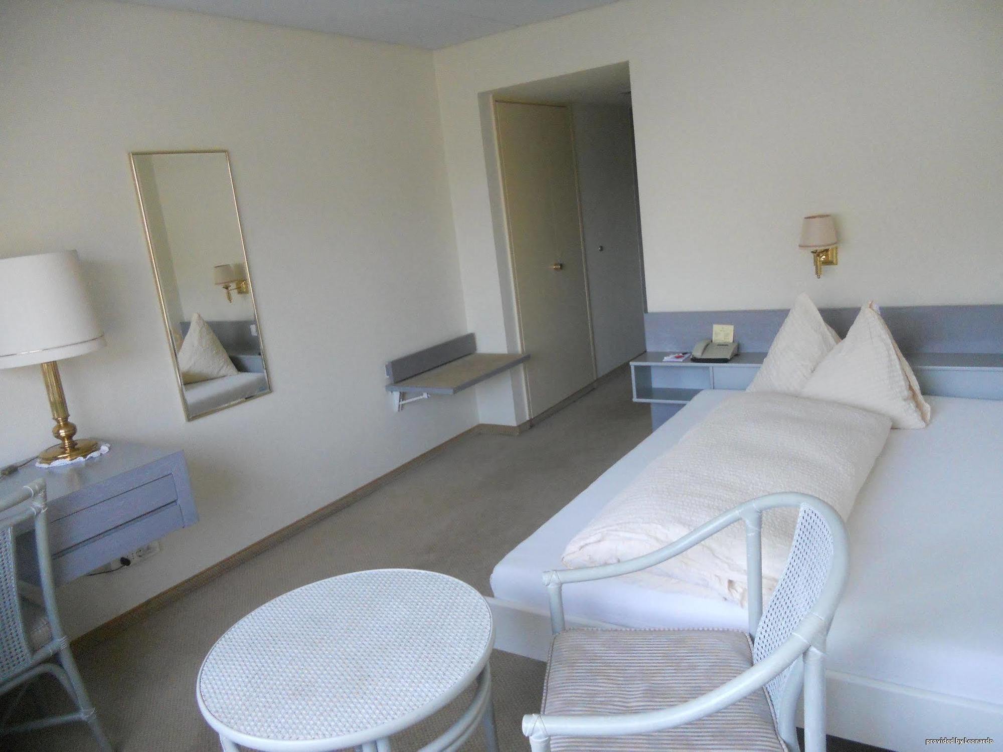 B-Smart Hotel Schoenenwerd Aarau Zewnętrze zdjęcie